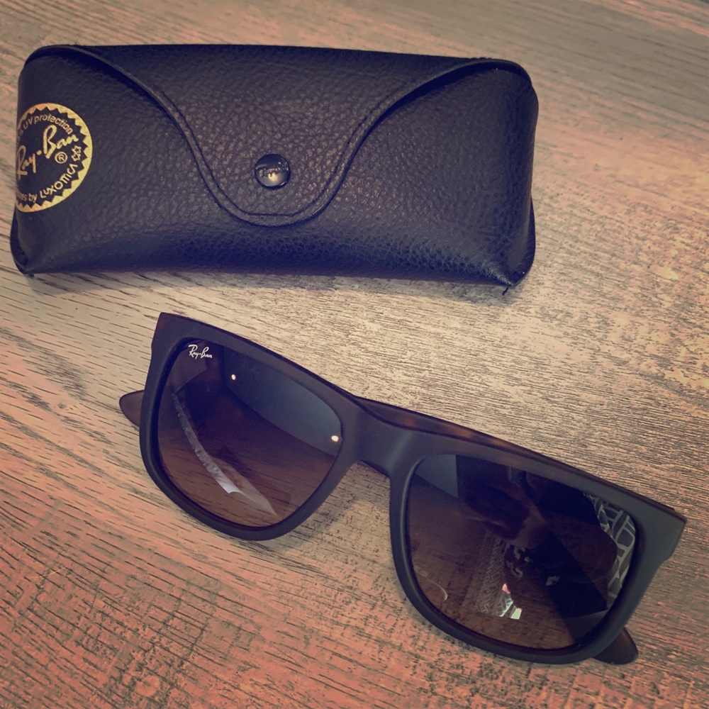 Ray-Ban Wayfarer Sunglasses